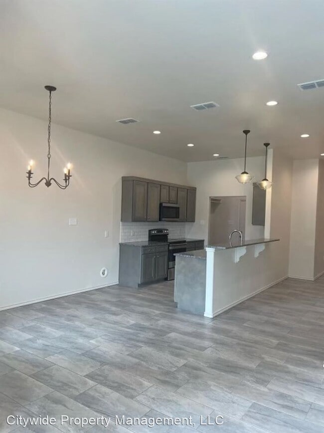 Building Photo - 3 br, 2 bath House - 2604 136th Street