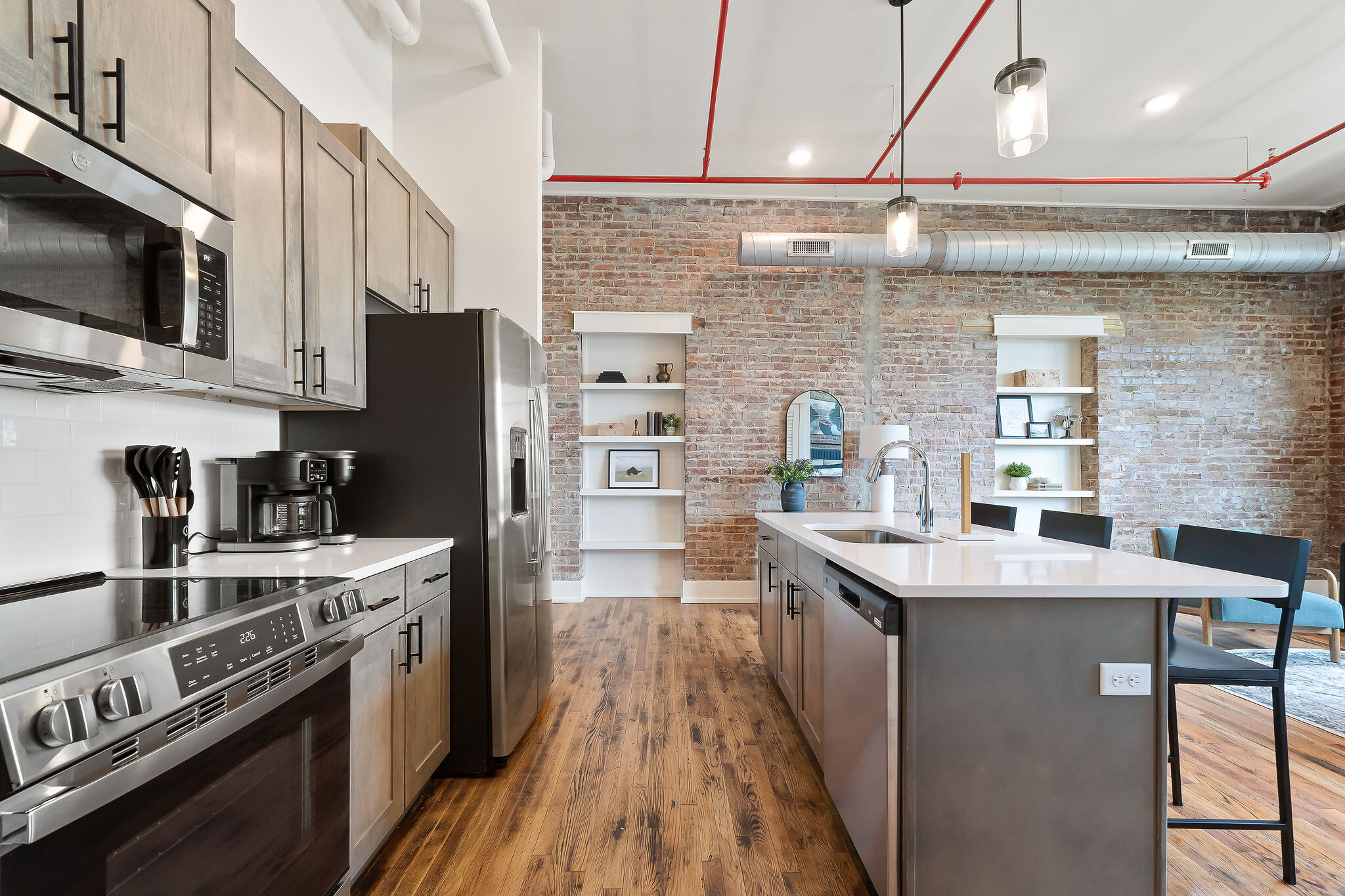 Building Photo - 211 W Colville St