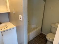 Building Photo - 1480 Wilmont Rd