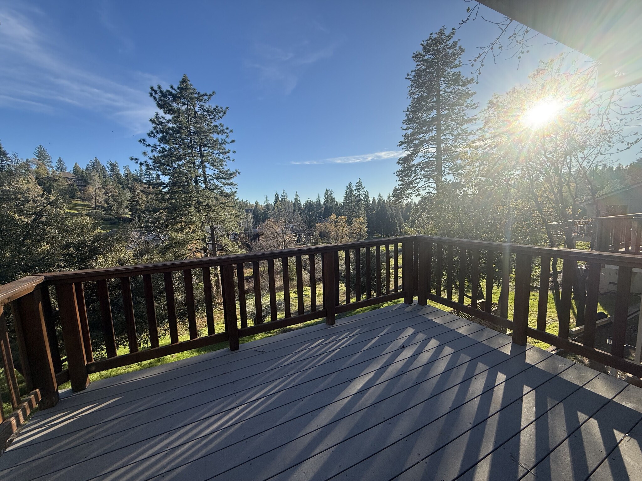 Building Photo - 504 Dogwood Dr