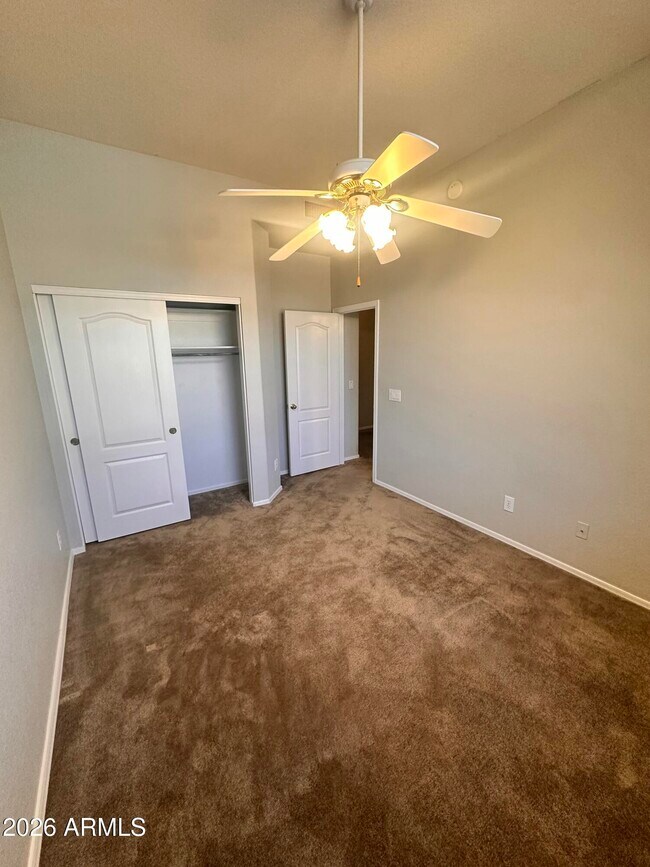 Building Photo - 3951 E San Pedro Ave