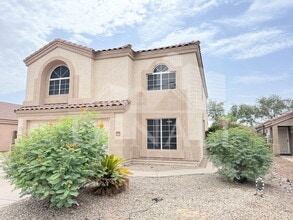 Building Photo - 805 S Esmeralda