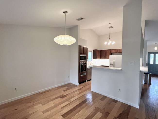 Building Photo - 2905 Goldbridge Dr