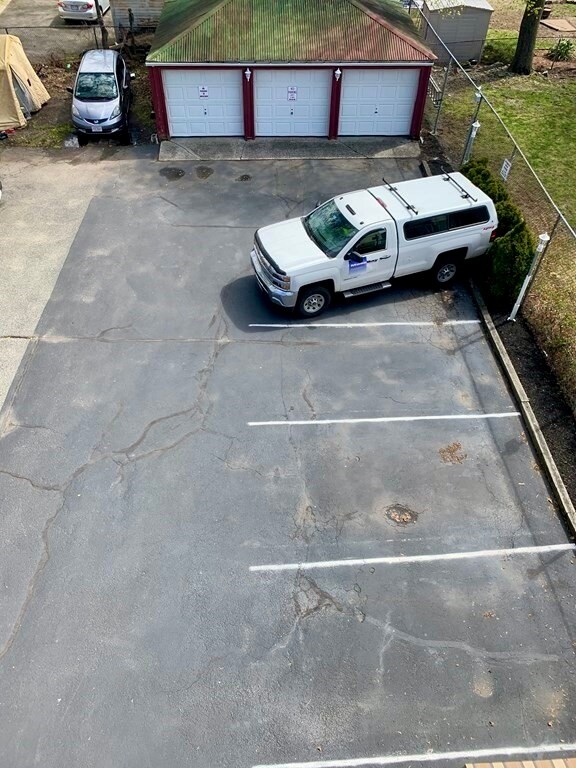 1 assigned parking - 16 Church St