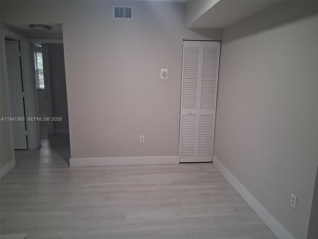 Building Photo - 2120 W Preserve Way