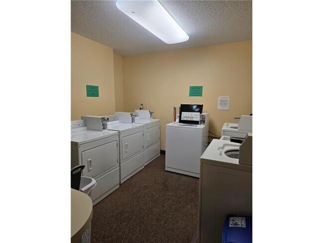 Building Photo - 2210 Midland Grove Rd