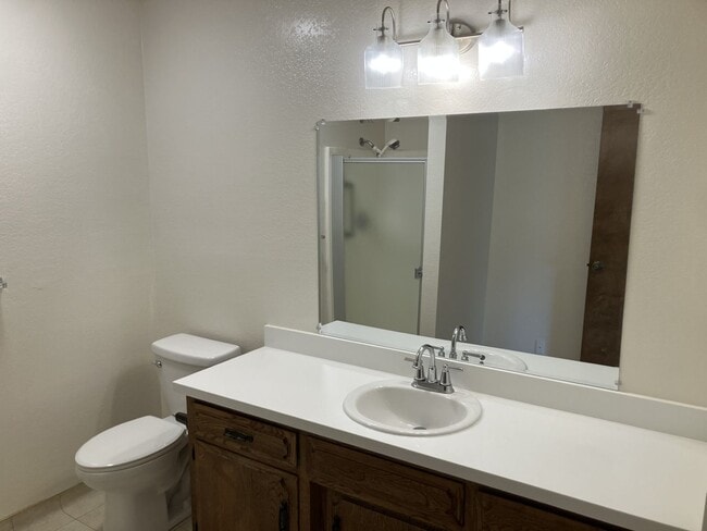 Building Photo - 173 Birch Ave