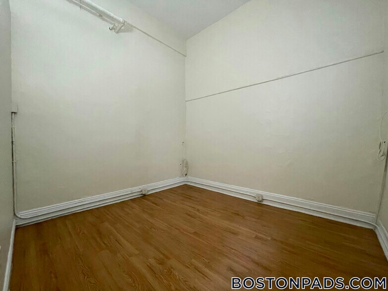 Building Photo - 1173 Boylston St