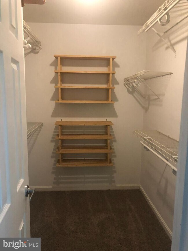 Building Photo - 114-7 Timberlake Terrace