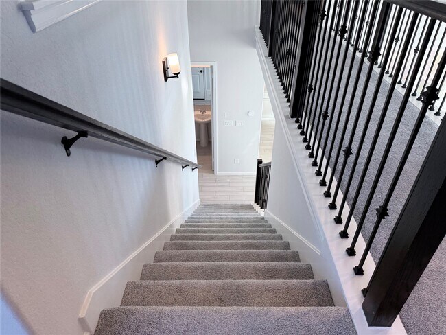 Building Photo - 10503 Shining Dawn Wy