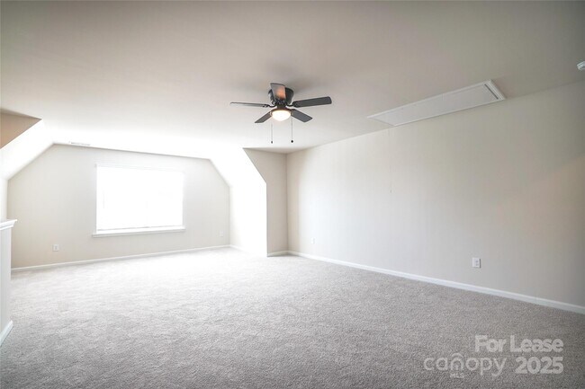 Building Photo - 1403 Caracara Ct