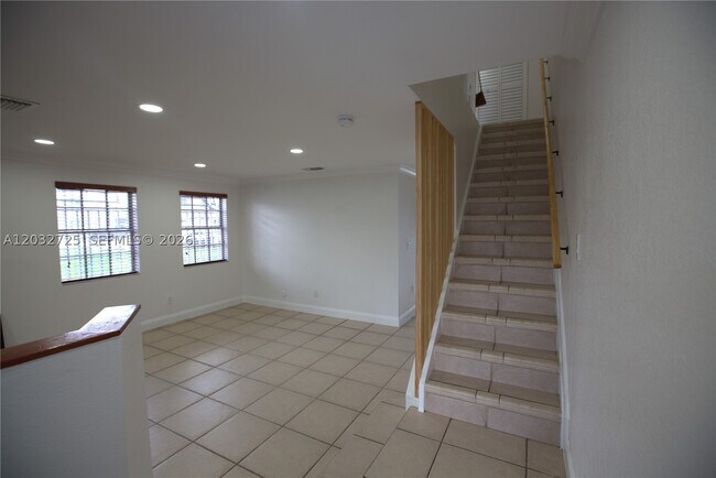 Building Photo - 6475 SW 129th Ave