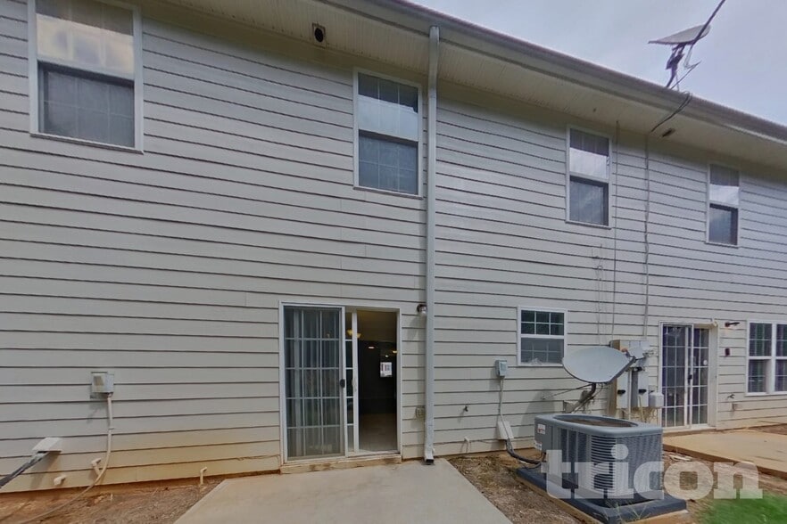 Building Photo - 741 Georgetown Ln