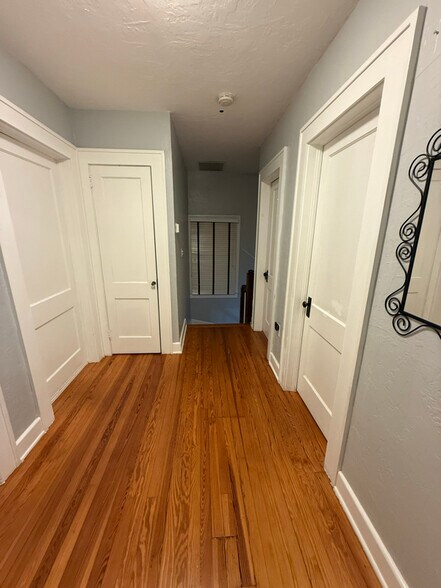 Building Photo - 1011 Boston Ave