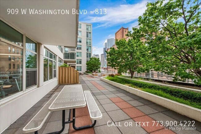 Building Photo - 909 W Washington Blvd