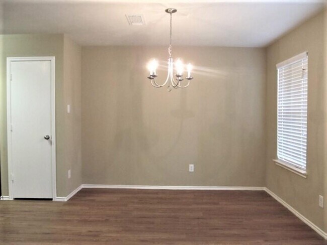Building Photo - 23907 Blossom Crest Ln