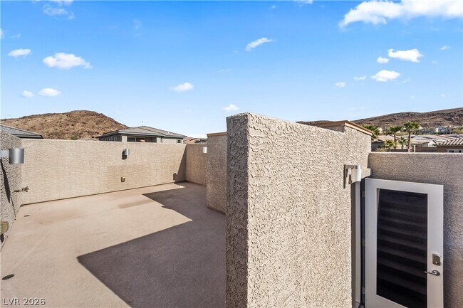 Building Photo - 12 Via Dolcetto