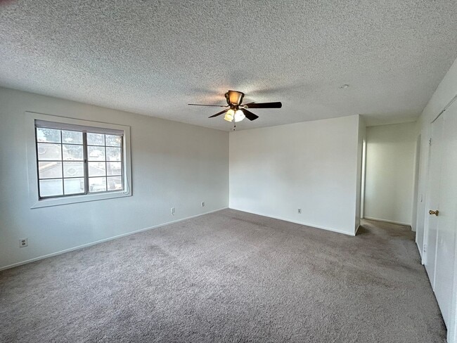 Building Photo - No HOA! 4 Bedroom 2.5 Bath with Pool!