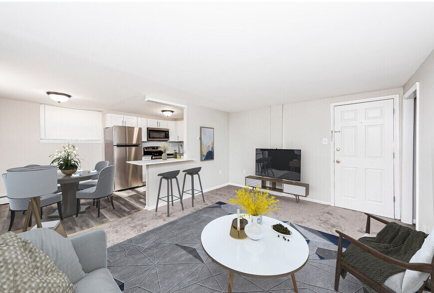 Primary Photo - Lori Apartments