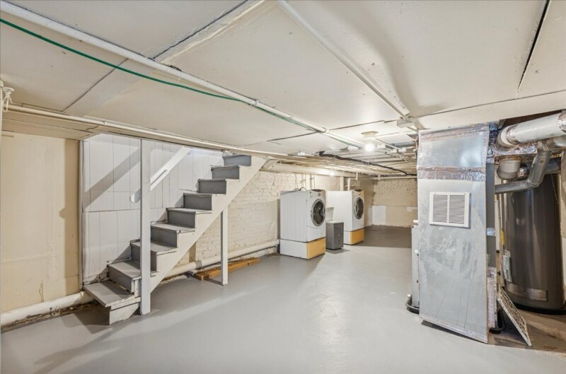 Building Photo - 30 N Abington Ave