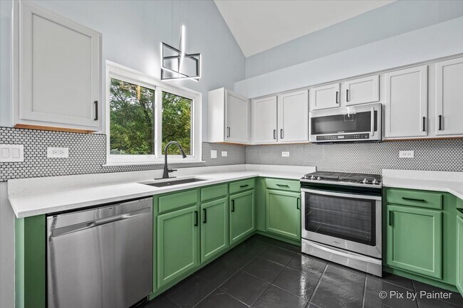 Building Photo - 1601 Newgate Ct