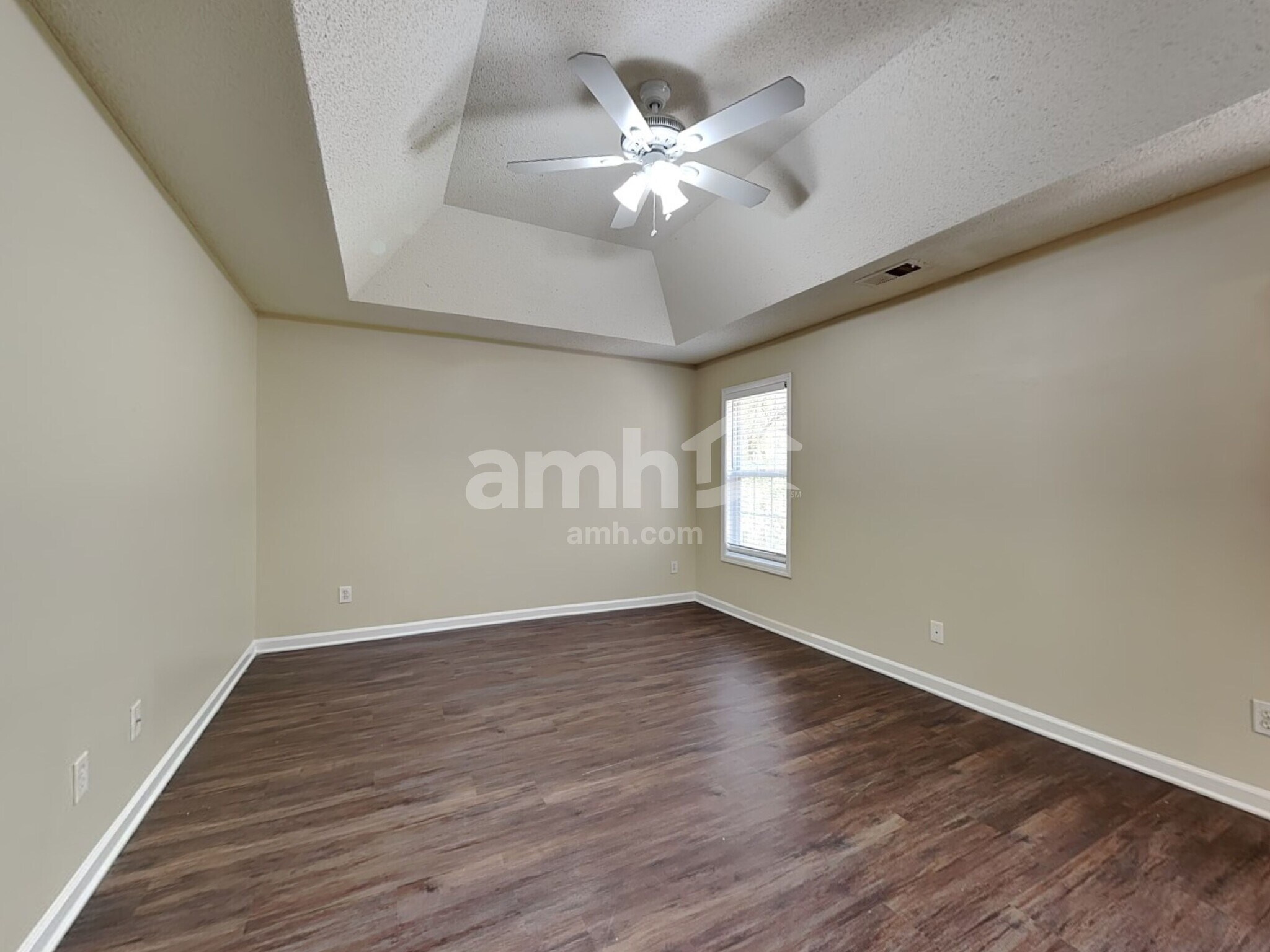 Building Photo - 3951 Saint George Ter SW