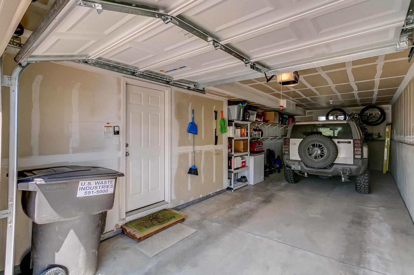 Building Photo - 1033 Burning Bush Pt