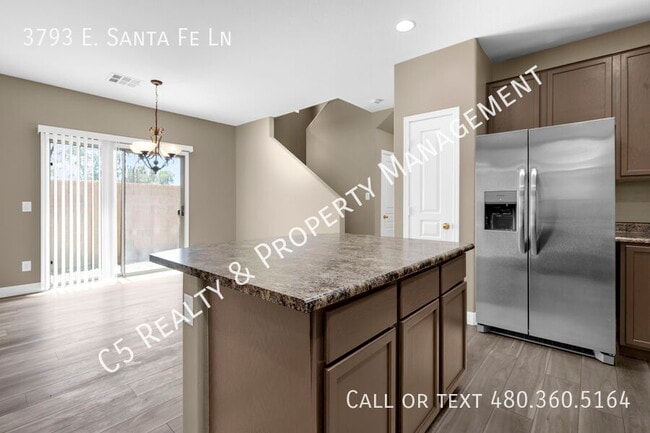 Building Photo - 3793 E Santa Fe Ln