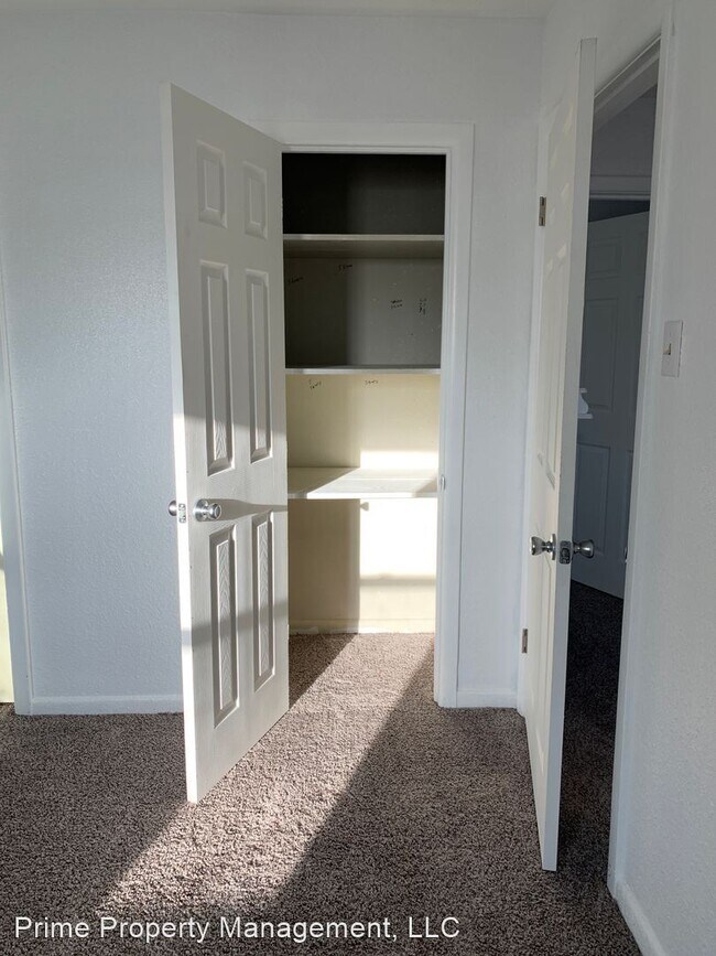 Building Photo - 3 br, 1 bath House - 1619 Sheldon