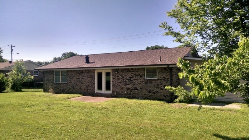 Building Photo - 974 Long Hollow Pike