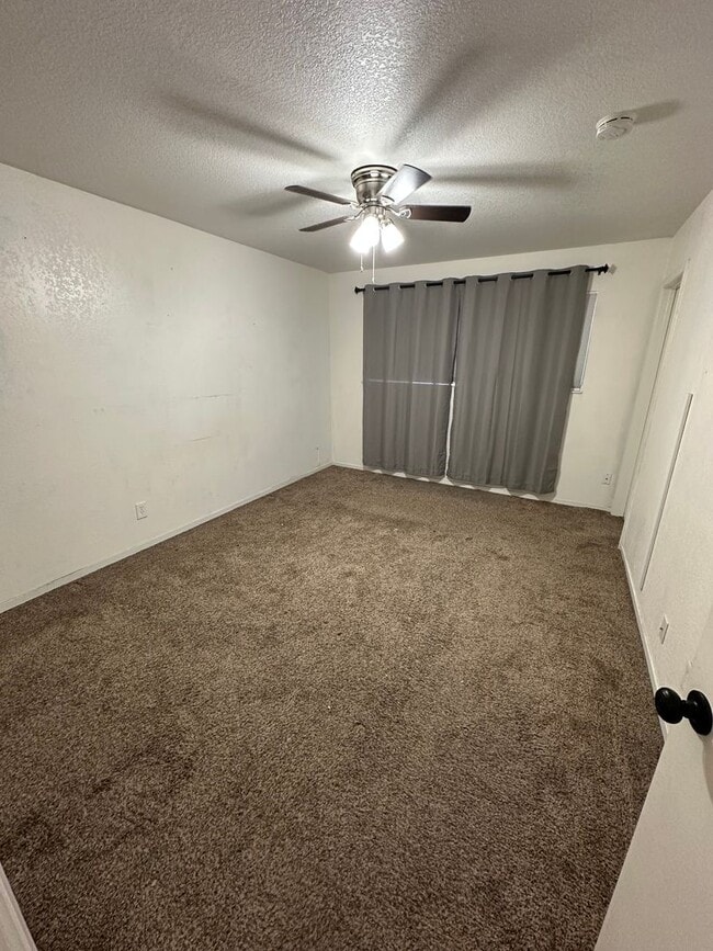 Building Photo - Home for rent