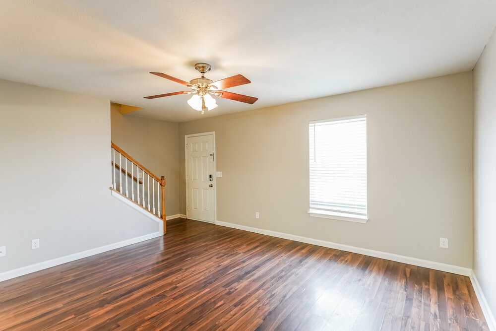 Building Photo - 143 Howard Woody Dr