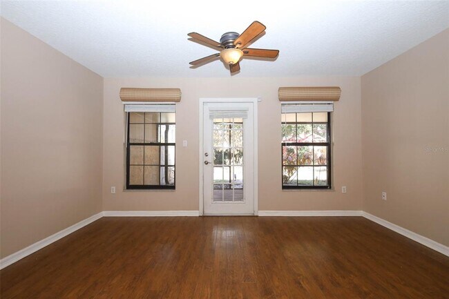 Building Photo - 2021 Arbor Way