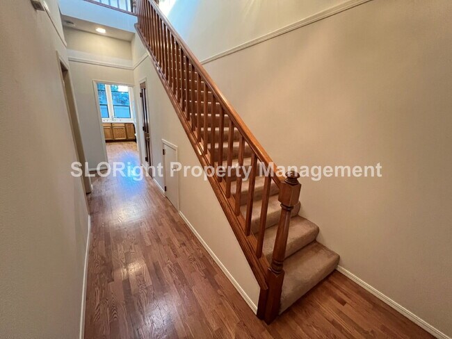 Building Photo - AVAILABLE JUNE- Condo Near Downtown SLO - 2 Bed / 2.5 Bath
