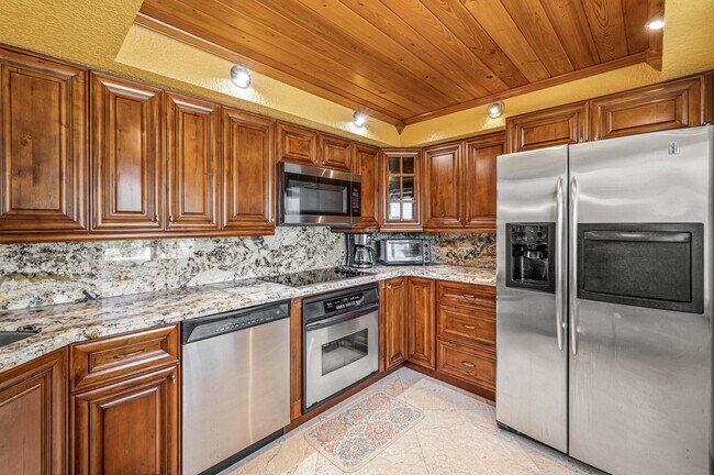 Building Photo - 2400 S Ocean Dr