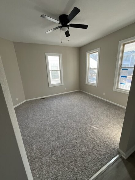 Sitting room - 27 Riverview Ave