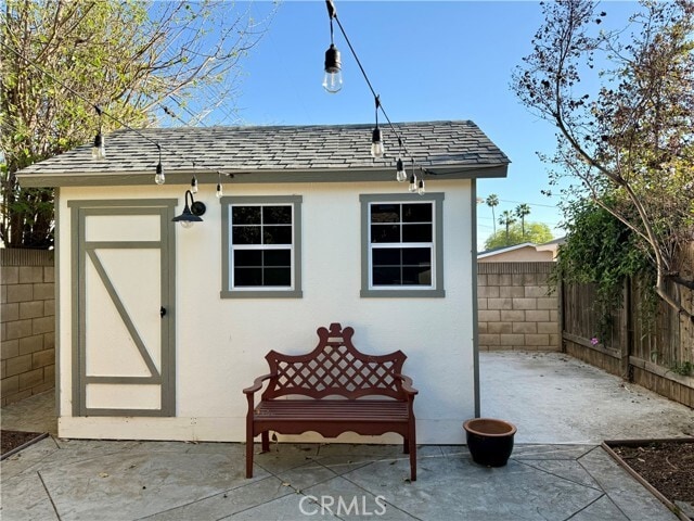 Building Photo - 722 Tressy Ave