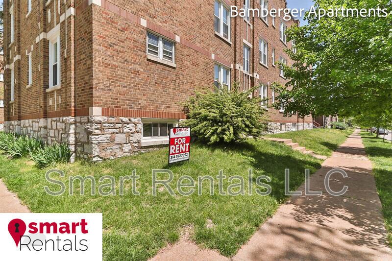 Building Photo - 3864 Bamberger Ave