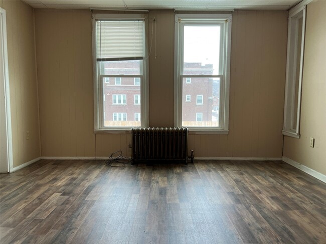 Building Photo - 36 Fayette St