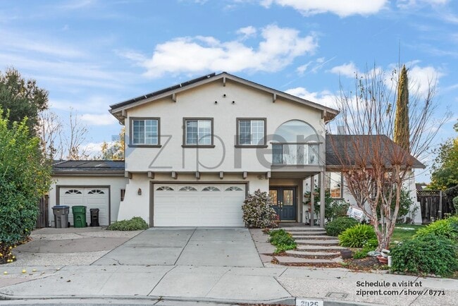 Building Photo - 2025 Park Royal Dr