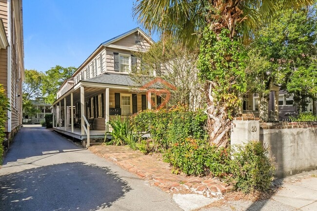 Building Photo - 1 bed / 1 bath ~ Fully Furnished