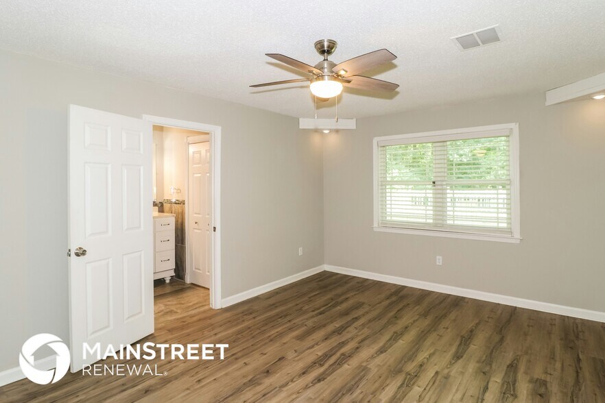 Building Photo - 5707 Heartwood Dr