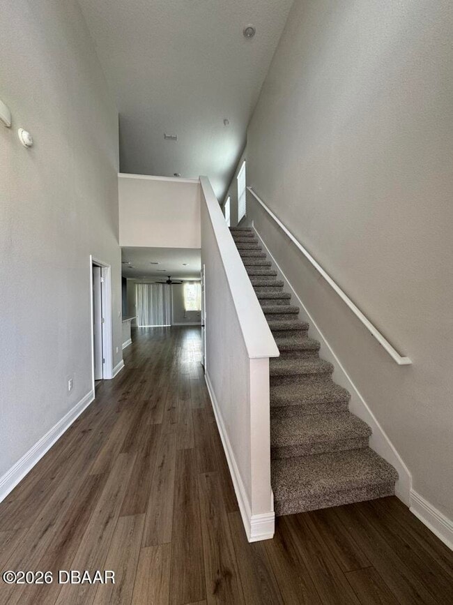 Building Photo - 125 Links Ter Blvd