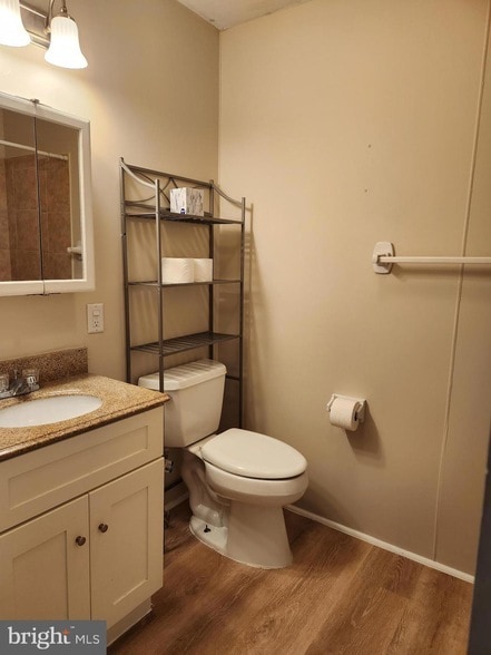 Building Photo - 132 S Broadway