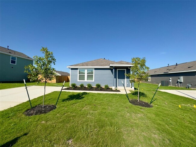 Building Photo - 2210 Cyclone Dr