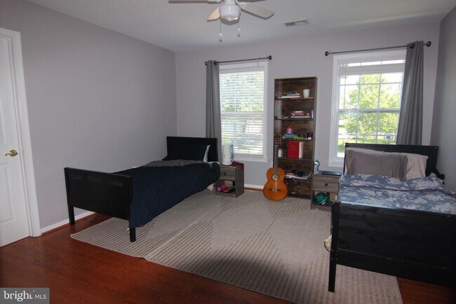 Building Photo - 25783 Fenian Ct