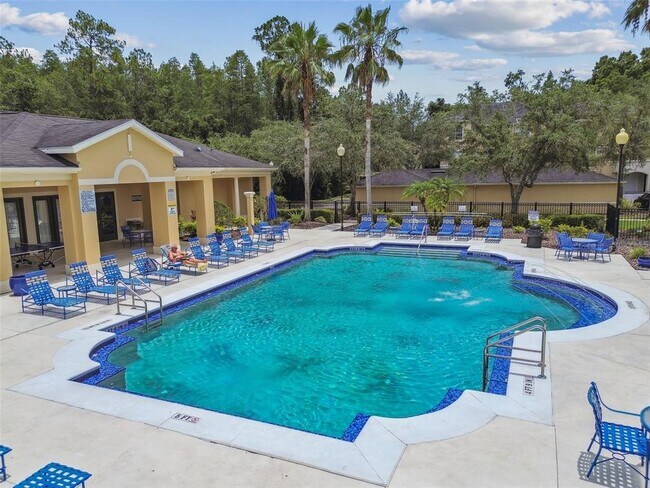 Building Photo - 5125 Palm Springs Blvd