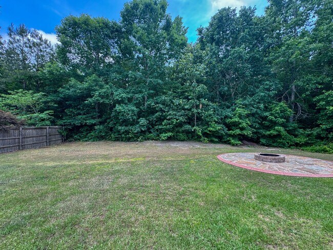 Building Photo - Lovely 4 Bed 2 Bath Home in Westgate