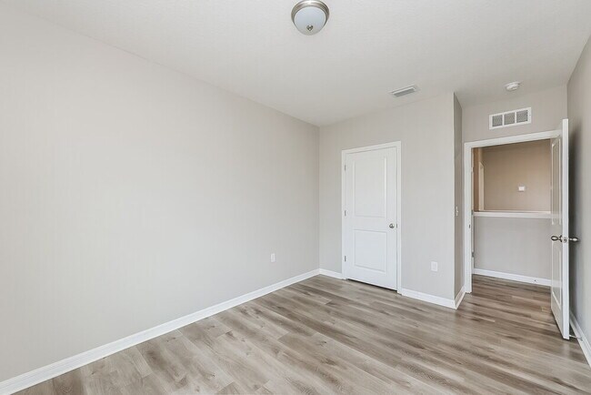 Building Photo - 10135 Mangrove Well Rd