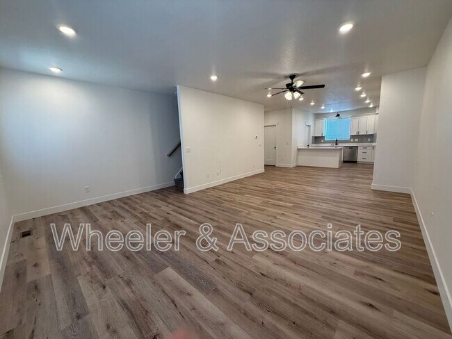 Building Photo - 1294 E 1640 S